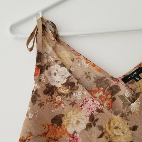 ⭐2/$25 Dynamite Flowy Tank - Picture 3 of 4